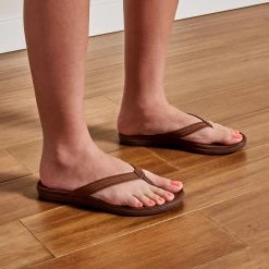 Footwear Olukai 'Aukai Women's Beach Sandals Dark Java