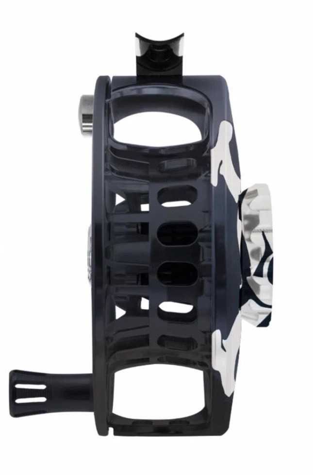 Abel SDF 5/6 Custom Skull And Crossbones Fly Reel Fly Reels 2 Abel SDF 5/6 Custom Skull And Crossbones Fly Reel Fly Reels