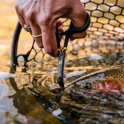 Hareline Loon Rogue Hook Removal Forceps Accessories