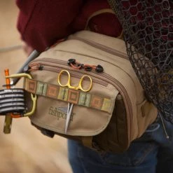 Packs & Vests Fishpond Blue River Chest/Lumbar Pack Khaki/Sage