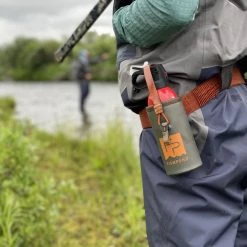 Accessories Fishpond Thunderhead Bear Spray Holder